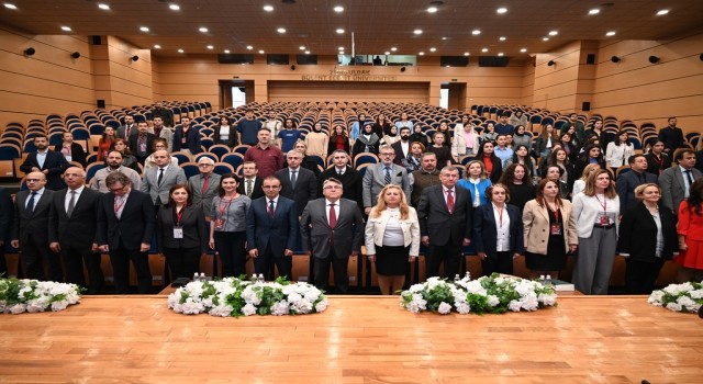 BEUNda “Genç Endodontistler Konuşuyor” sempozyumu başladı