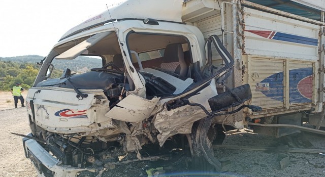 Bilecikte 2 aracın çarpışması sonucu 2 kişi yaralandı