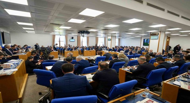 CHPli vekilden Bakan Kuruma övgü: TOKİ konutlarının yapımıyla ilgili bir başarı hikayesi var