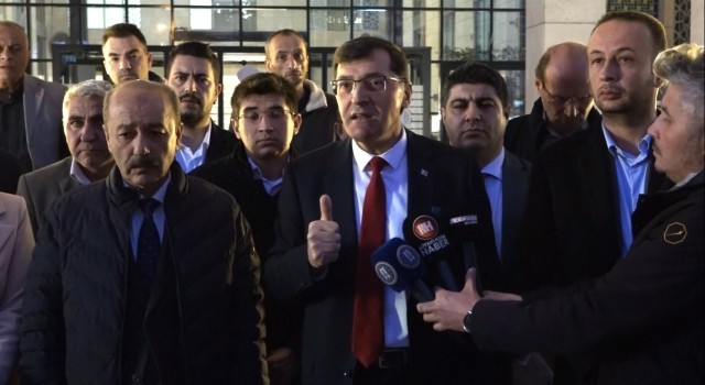 Cumhur İttifakının Belediye Meclis üyeleri tarafından protesto edilen Başkan Kahveciden açıklama