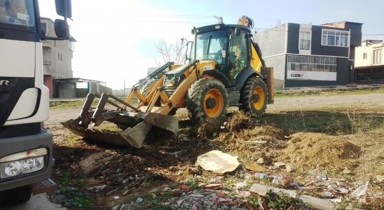 Dilovasında çevre temizliği için titiz çalışma