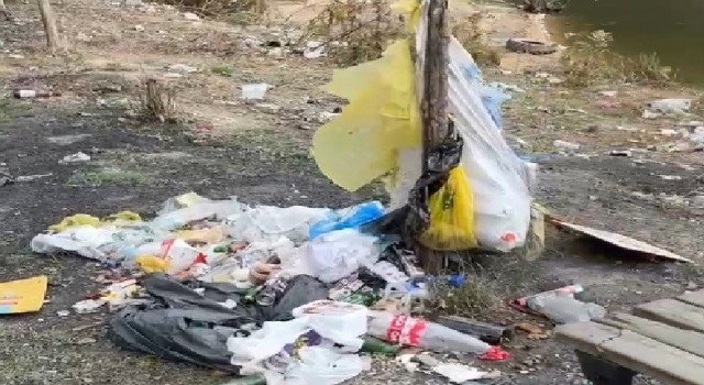 Erdek Kağıdağ Yarımadasında çevreye duyarsızlık: Temizlik vatandaşa kaldı