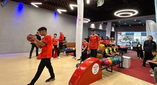 Gençler Bowlıng Müsabakaları Tamamlandı