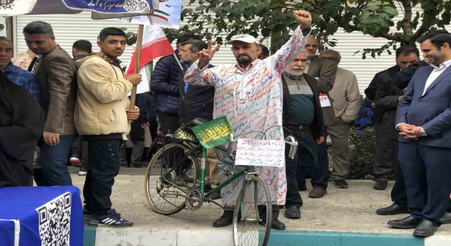 İran'da ABD büyükelçiliğinin işgalinin yıldönümü kutlandı
