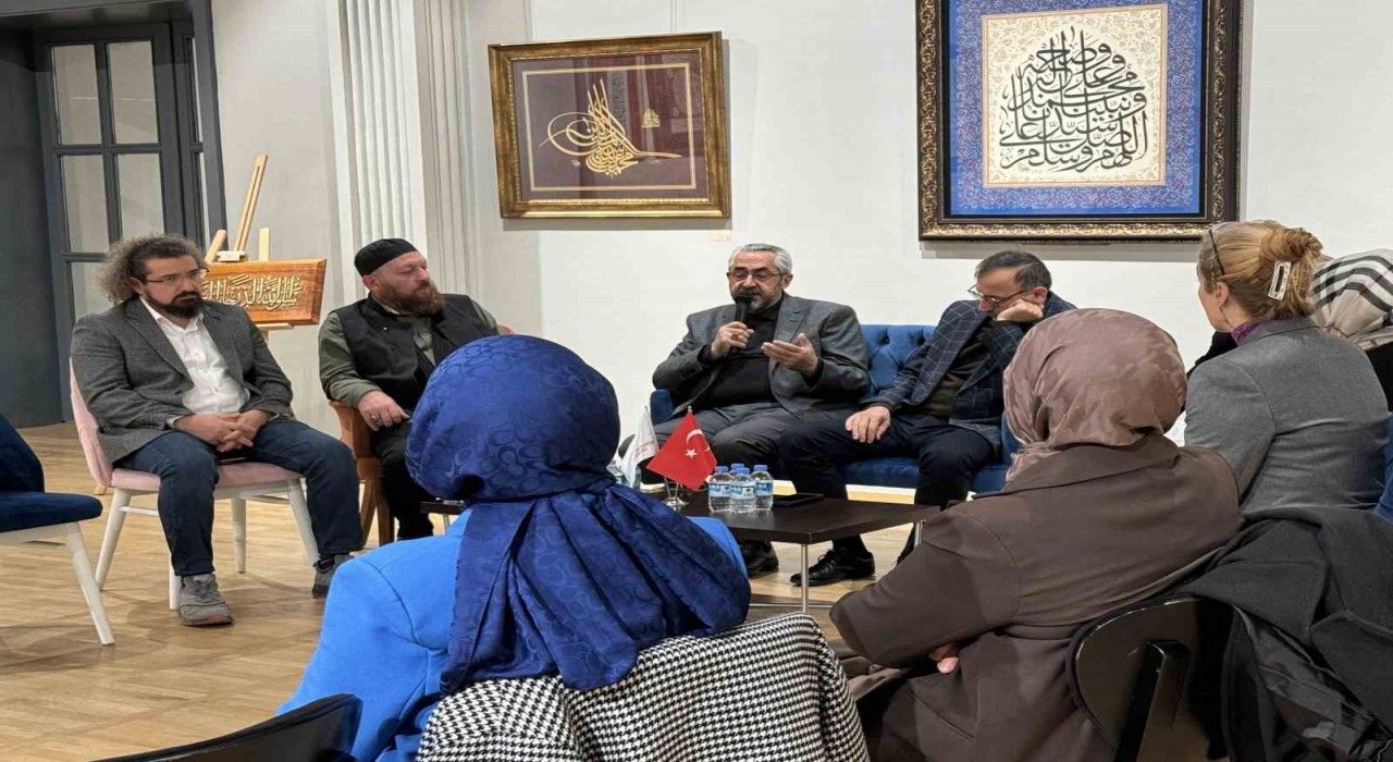 İstanbulda açılan hüsn-i hat sergisi ziyaretçisini bekliyor