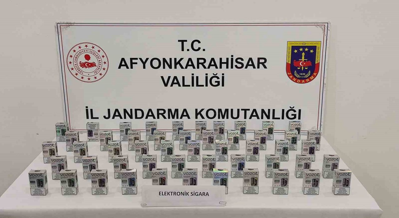 Jandarmadan kaçak elektronik sigara operasyonu