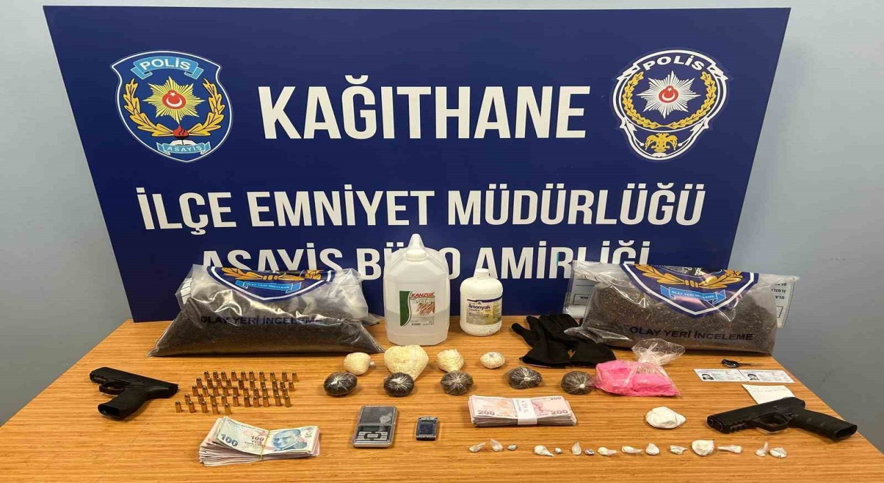 Kağıthanede uyuşturucu satıcılarına operasyon: 5 şüpheli yakalandı