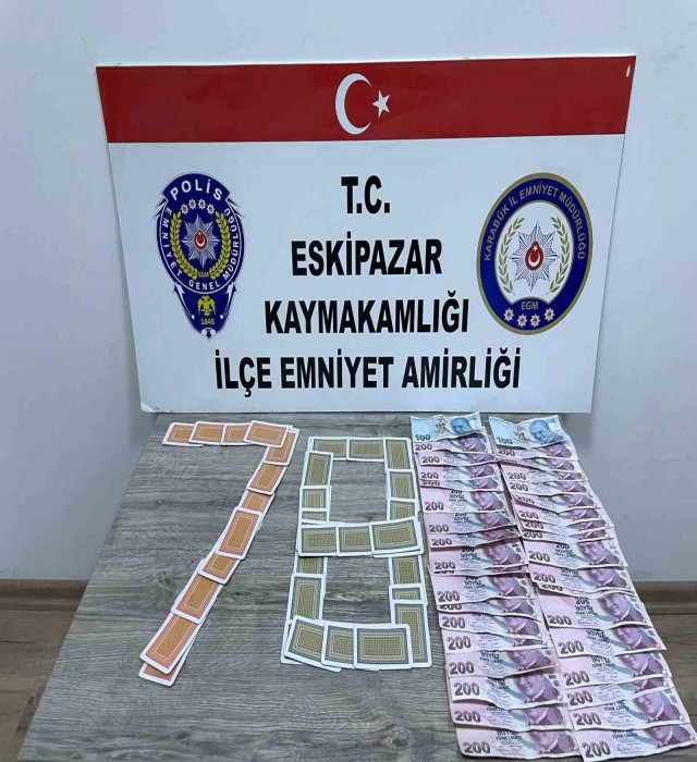 Kumar oynayan 2 kişiye para cezası