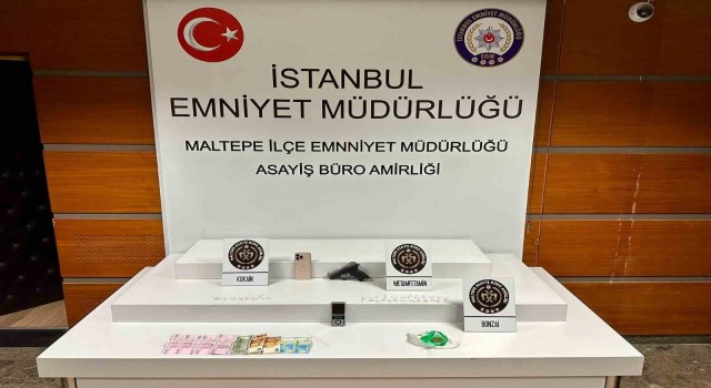 Maltepede uyuşturucu operasyonu: Klima motorunun içerisine zulalanmış