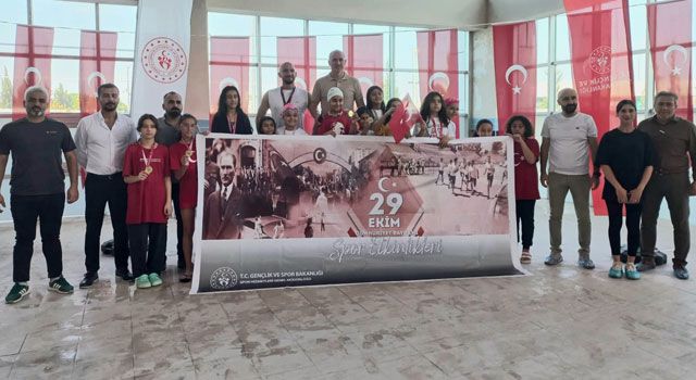 Osmaniye'de 116 Sporcu Cumhuriyet İçin Yarıştı