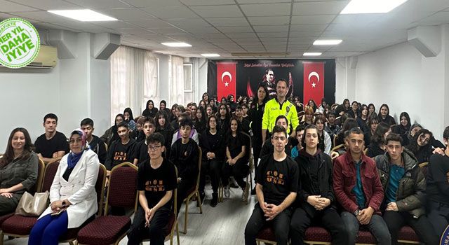 Osmaniye'de Öğrencilere Trafik Güvenliği Eğitimi Verildi