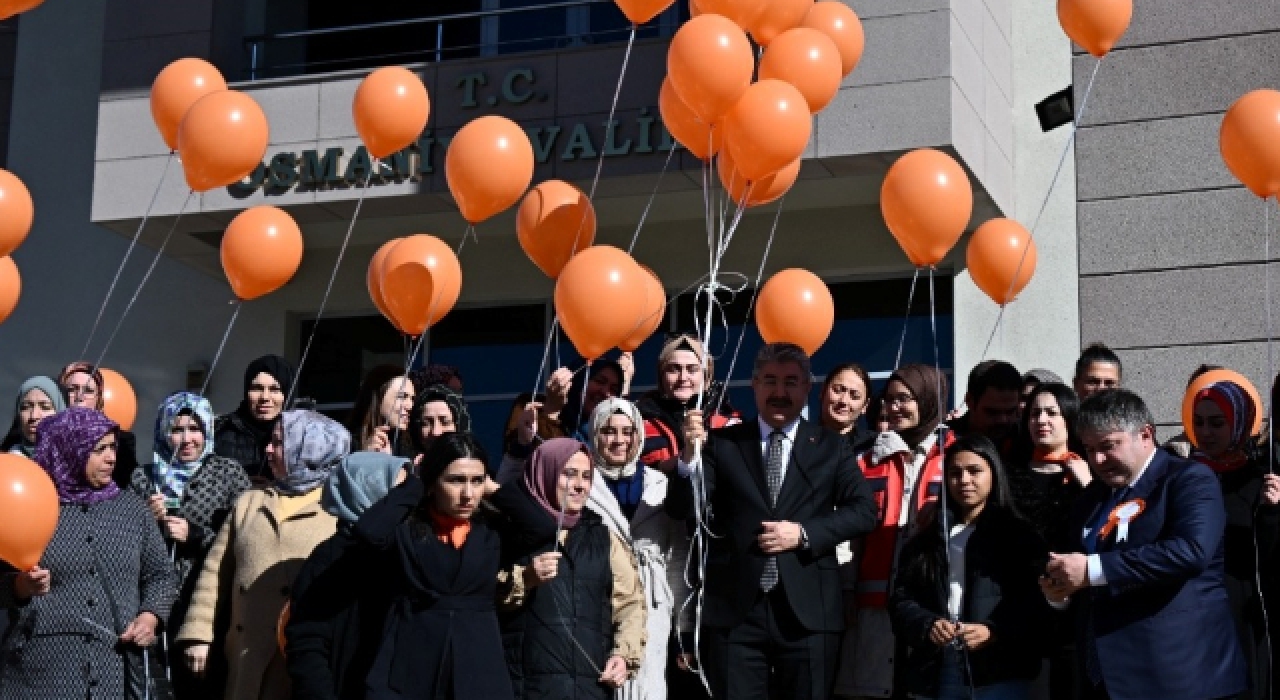 Osmaniye’de Turuncu Balon Etkinliği ile Kadına Şiddete Hayır Mesajı
