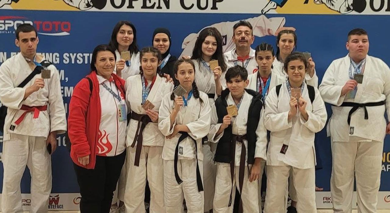 Osmaniyeli Sporculardan Avrupa Ju-Jitsu Açık Kupası’nda Büyük Başarı