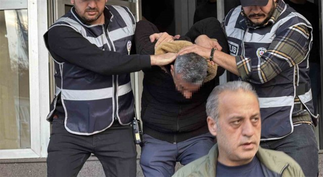 Sakarya'da Sevgilisini sokak ortasında öldüren şahıs adliyeye sevk edildi