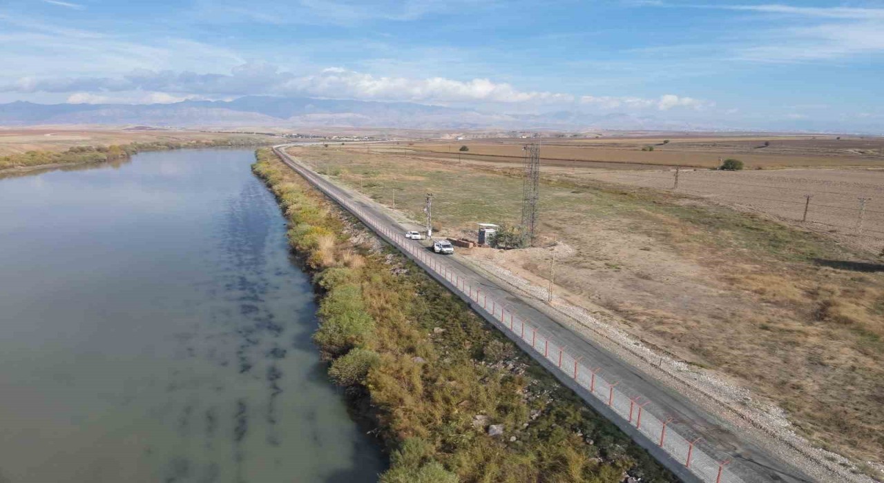 Şırnakta kayıp genci 4 ilden 30 kişilik ekip arıyor