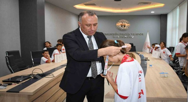 Taekwondo ve Yüzme Sporcuları, Balıkesirde Ödüllendirildi