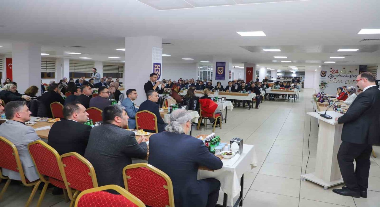 Vakıf Okulları Öğretmenleri, 24 Kasımda bir araya geldi