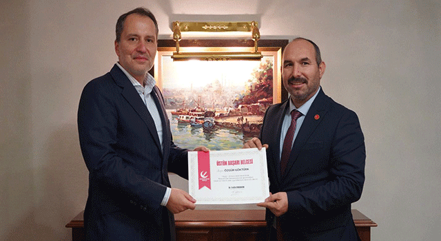 Yeniden Refah Partisi Osmaniye Teşkilatına Üstün Hizmet Belgesi
