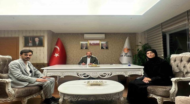 Yeniden Refah Partisinin kadın kolları ve gençlik kolları başkanı AK Partiye geçti
