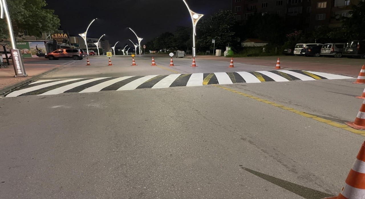 2024te 81 bin metrekare yol çizgisi çizildi