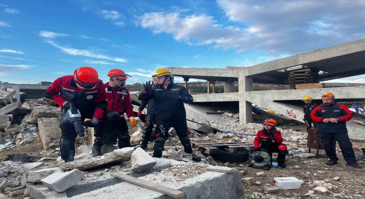 AFADtan devlet kurumlarına arama-kurtarma eğitimi