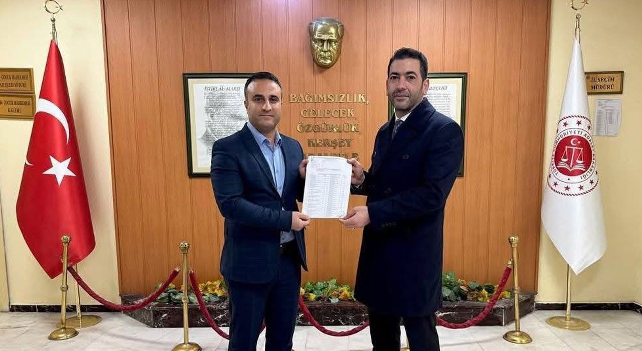 AK Parti Osmaniye İl Yönetimi Mazbatalarını Aldı