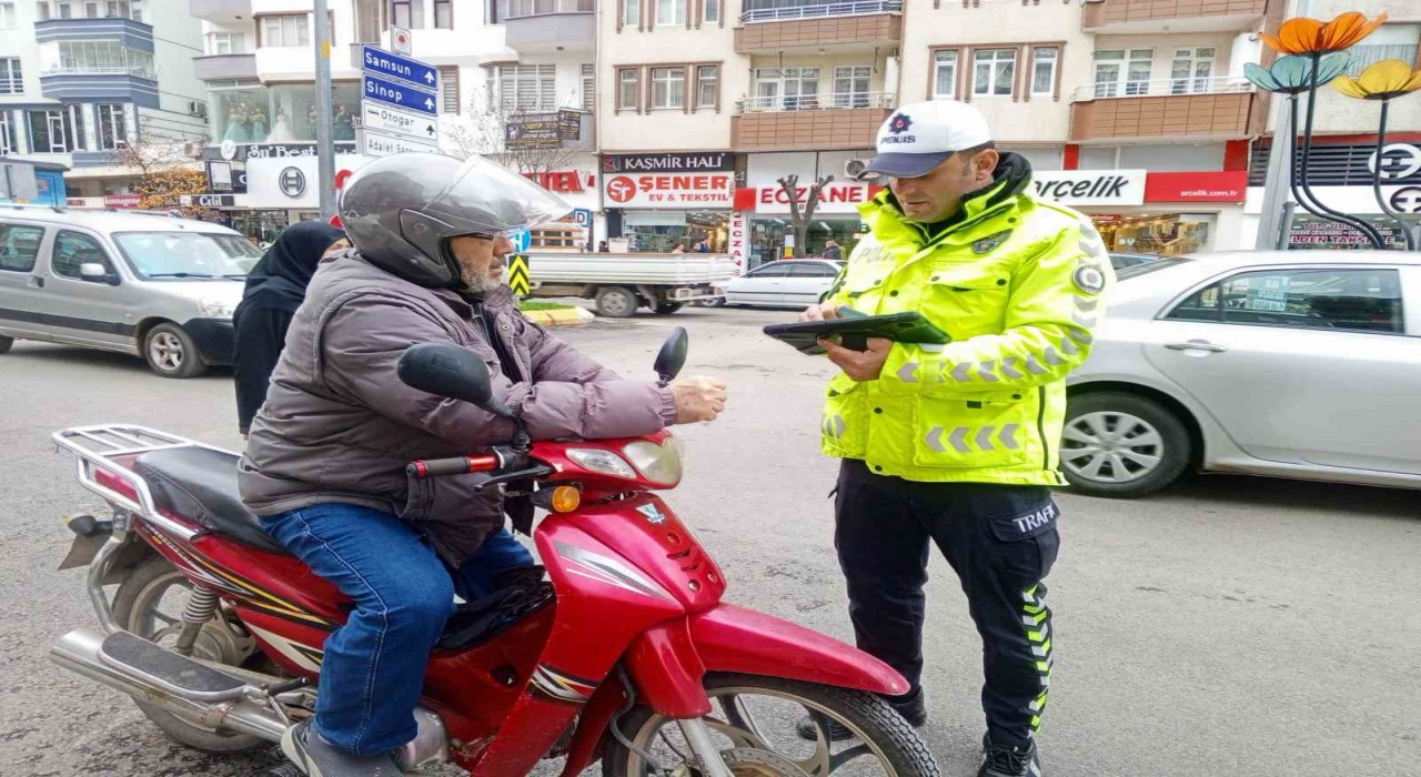 Bafrada motosiklet denetimleri