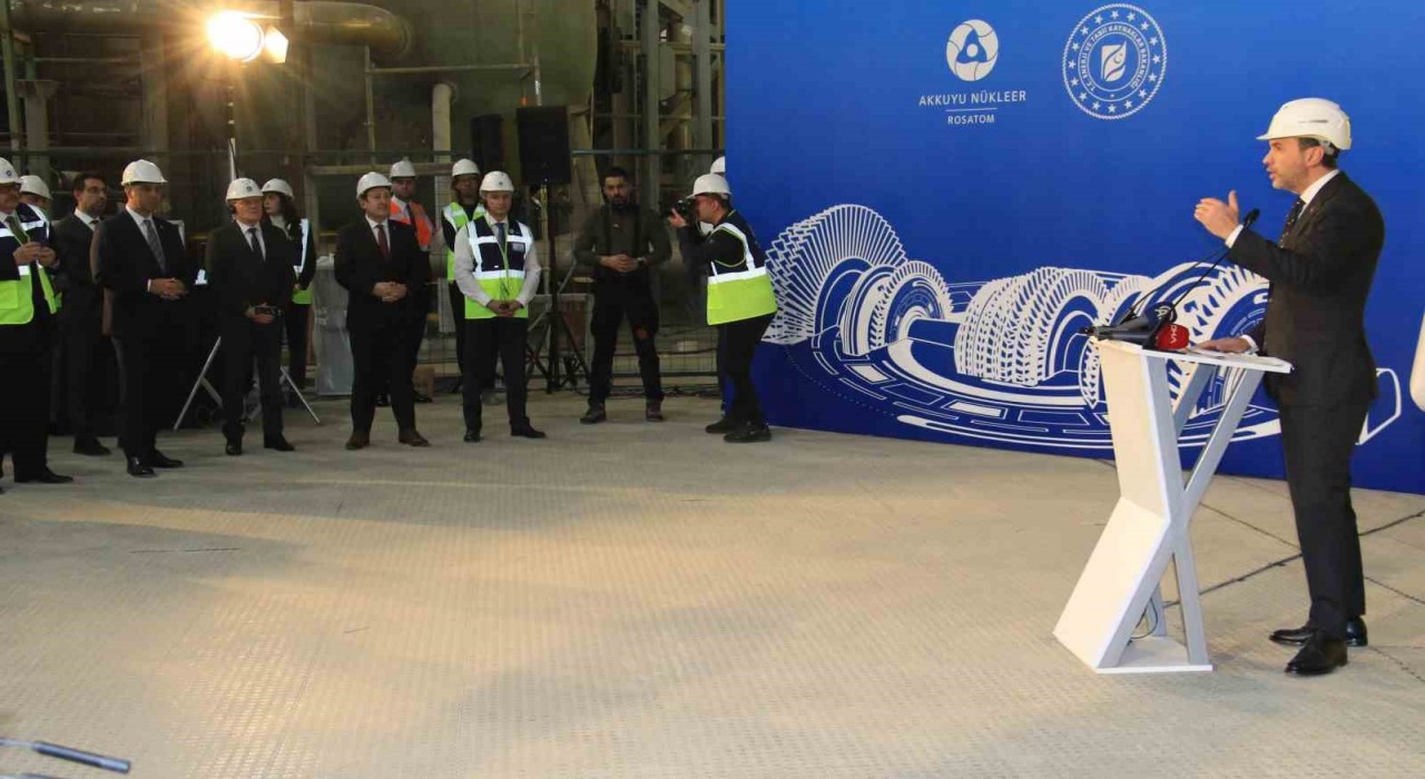 Bakan Bayraktar: Akkuyu NGSde ilk reaktörü 2025 yılında deneme üretimine alacağız