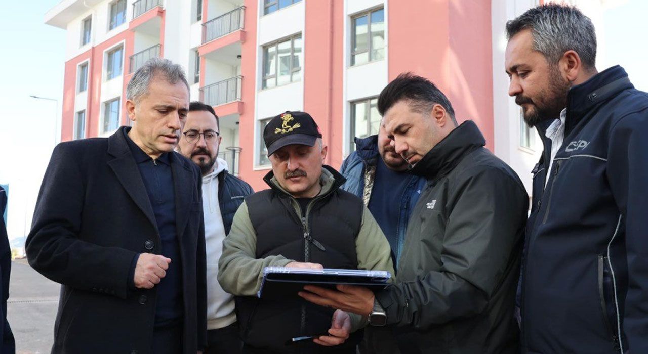 Başkan Çenet, Adıyaman Deprem Konutlarını İnceledi