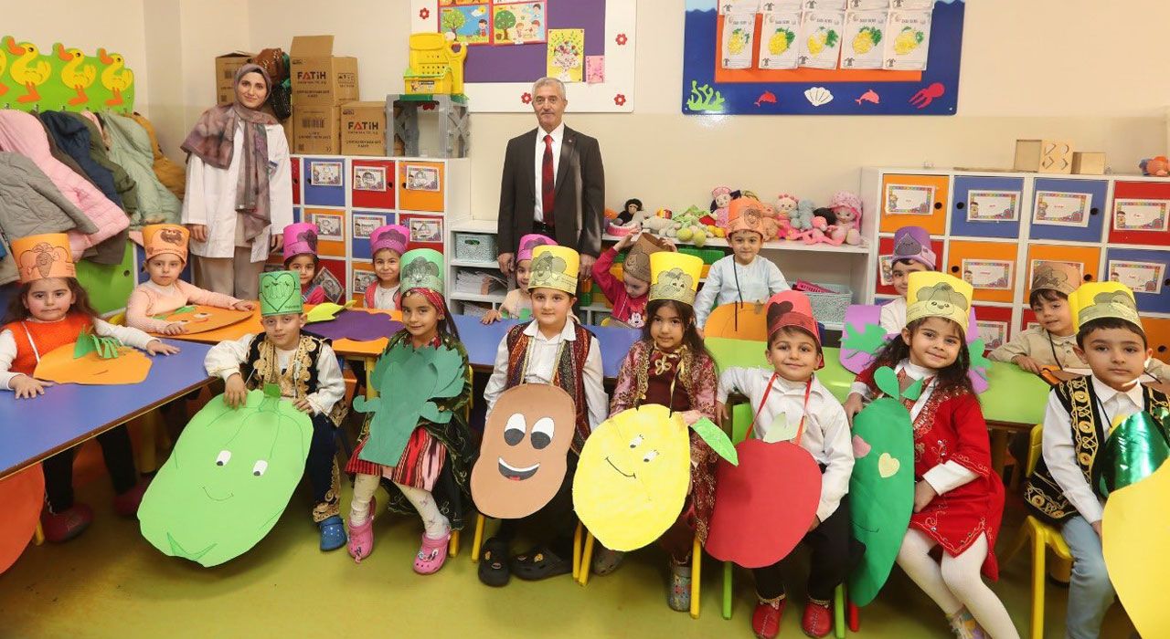 Başkan Tahmazoğlu Miniklerle Yerli Malı Haftası'nı Kutladı