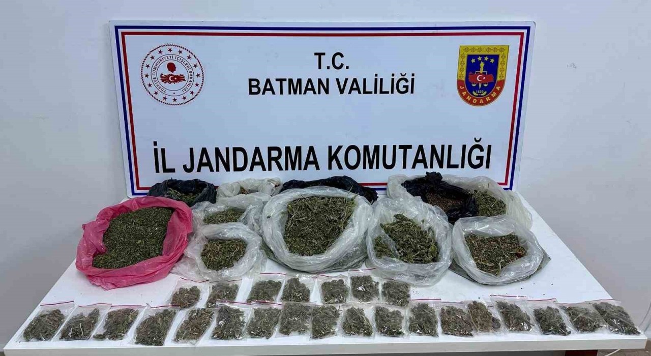 Batmanda bir evden 6 kilo 300 gram uyuşturucu çıktı