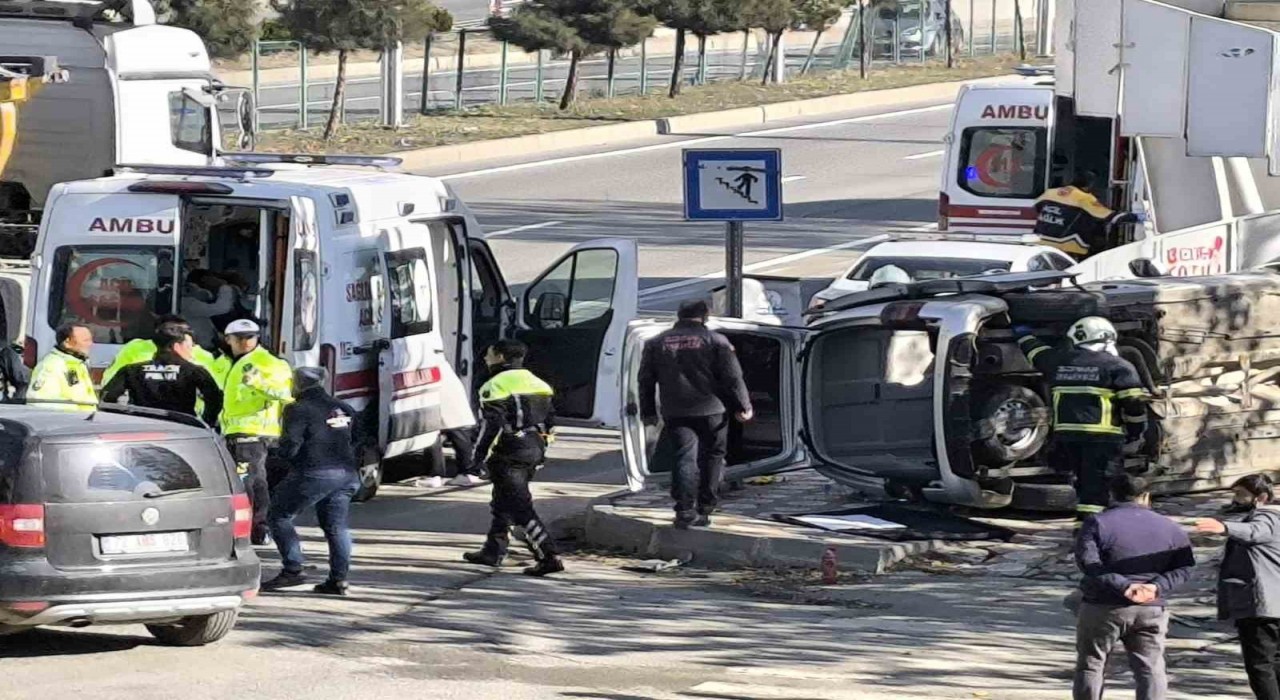 Batmanda iki araç çarpıştı: 2 yaralı
