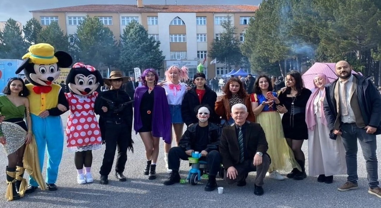Beyşehir Ali Akkanat Kampüsünde kış festivali düzenlendi