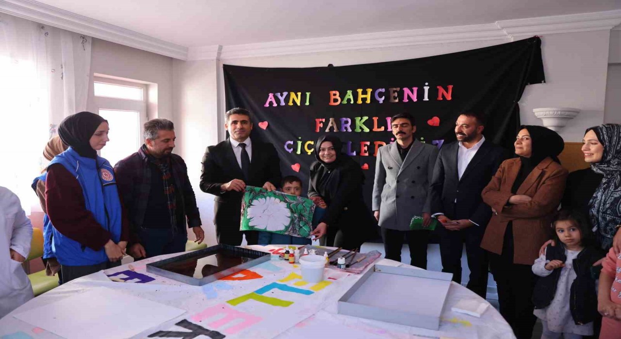 Bingölde engelliler için farkındalık etkinliği