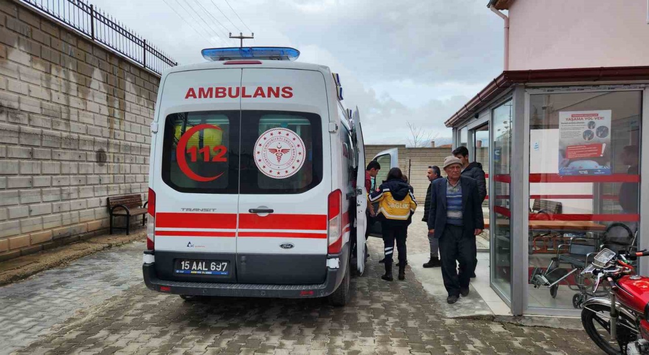 Burdurda gıda zehirlenmesi şüphesiyle hastanelik olan 43 öğrenci taburcu edildi