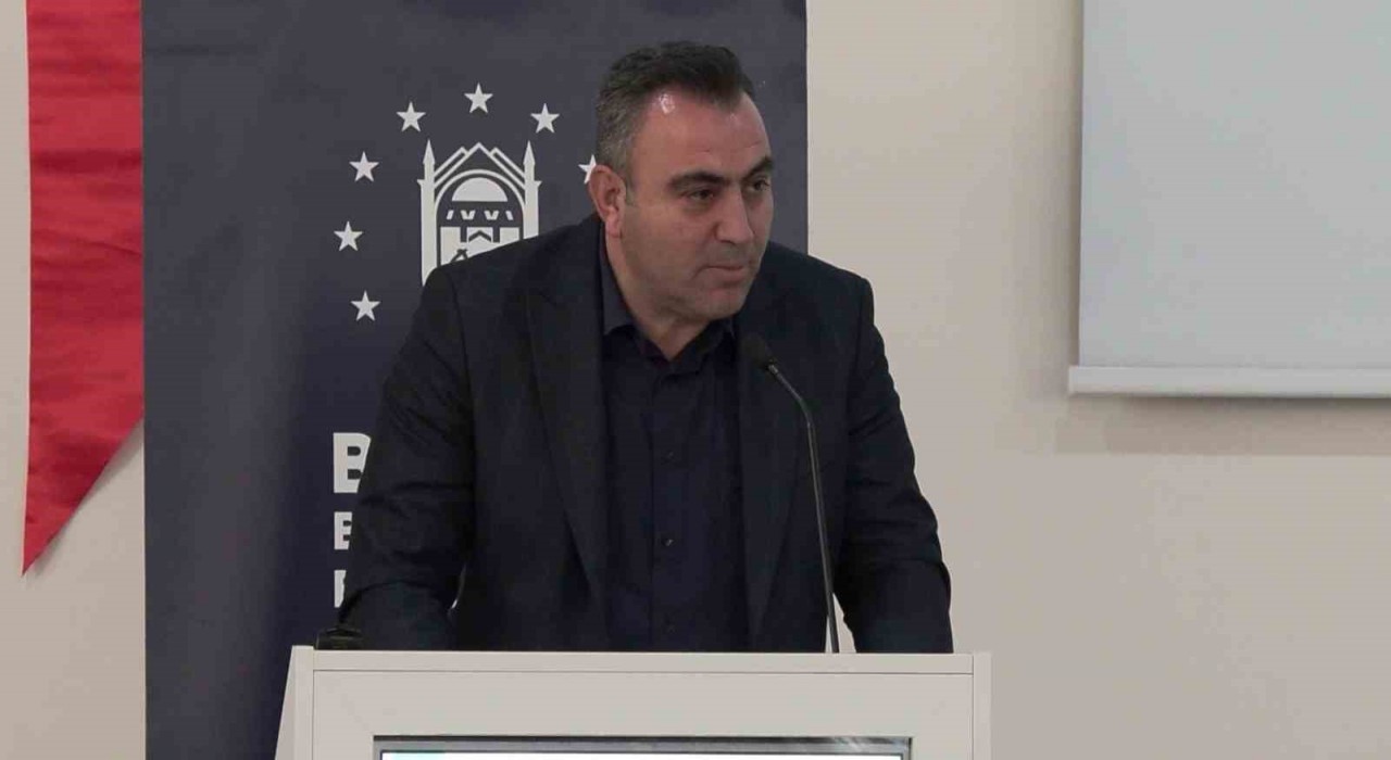 Bursada ‘Türk Kadınına Seçme ve Seçilme Hakkı Tanınmasına Güncel Bakış paneli