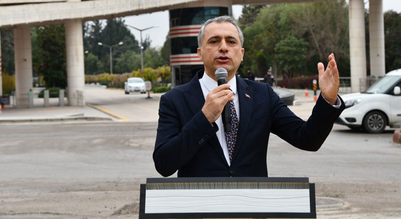 Çenet; “Sorumluluğumuz, Milletimize ve Şehrimize Karşıdır”