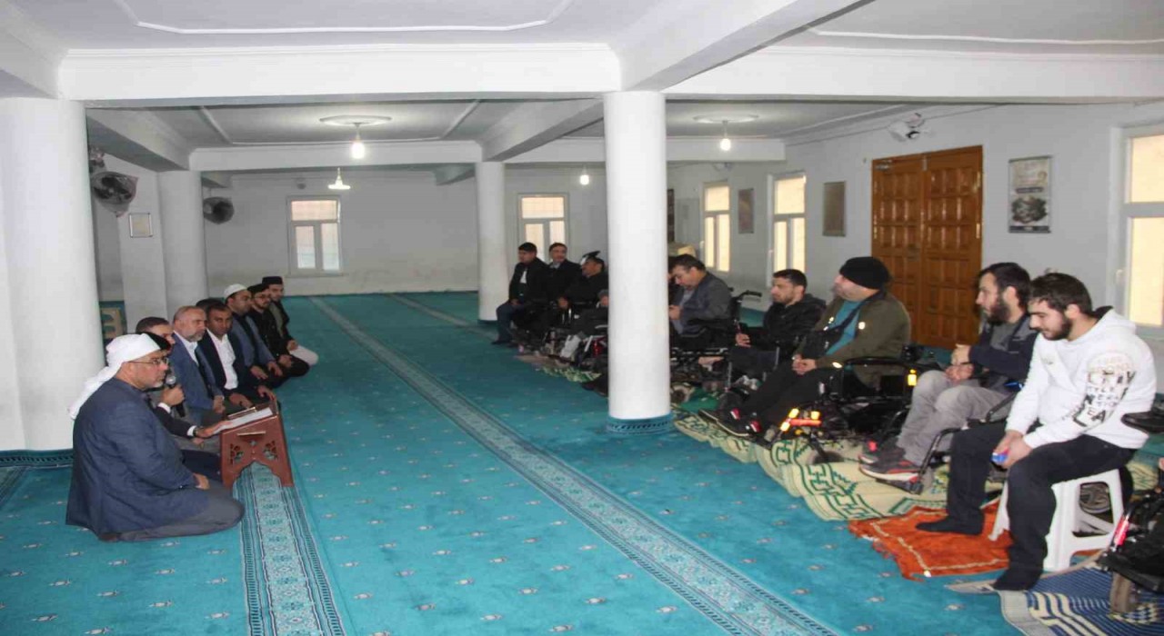 Cizrede Engelsiz Camiler programı düzenlendi
