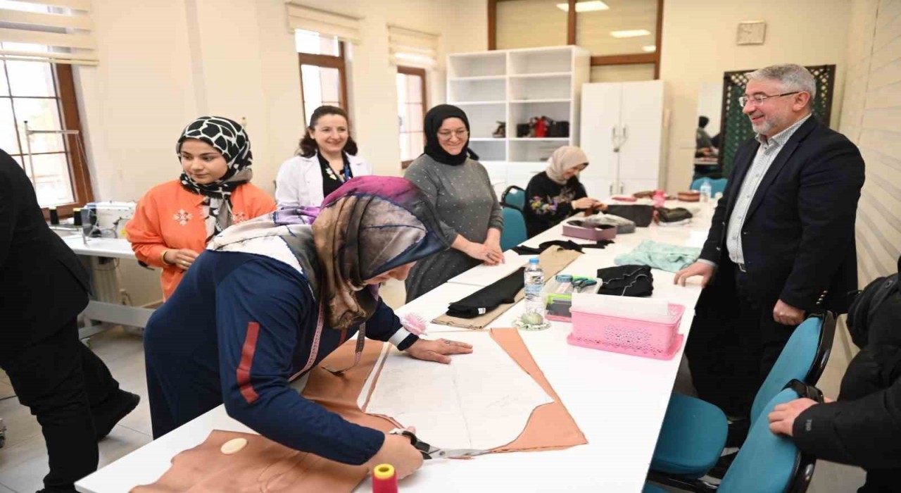 Çorum Belediyesi Kadın Kültür Merkezlerinde kayıtlar başlıyor