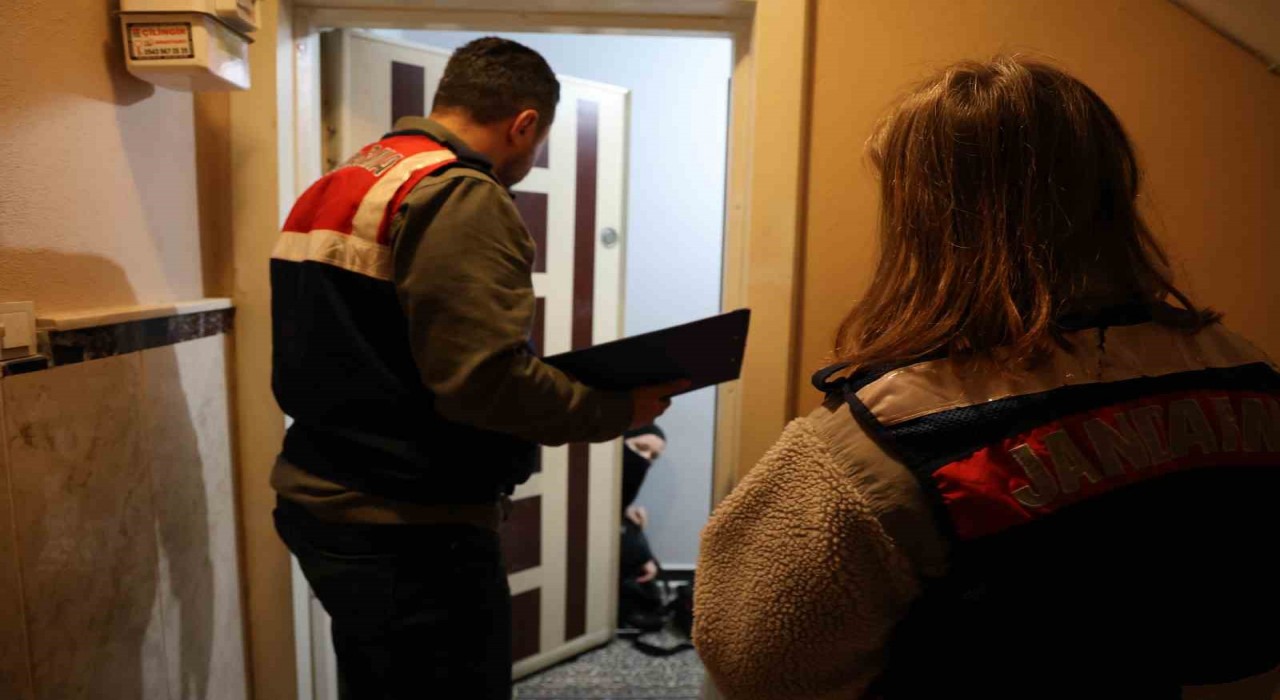 DEAŞa İzmir merkezli dev operasyon: 78 gözaltı