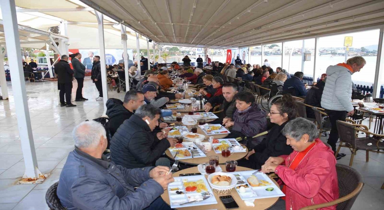 Didimde özel bireyle kahvaltıda buluştu