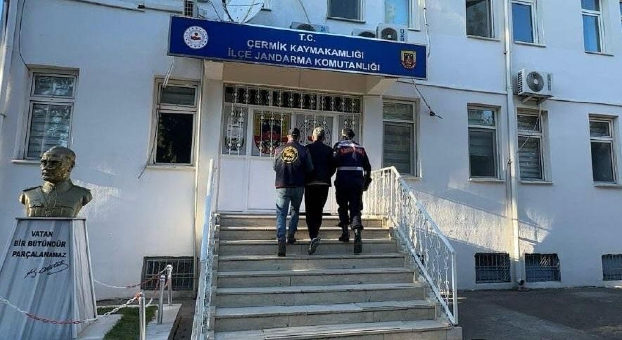 Diyarbakırda 21 yıl 4 ay hapis cezası bulunan firari zanlı yakalandı
