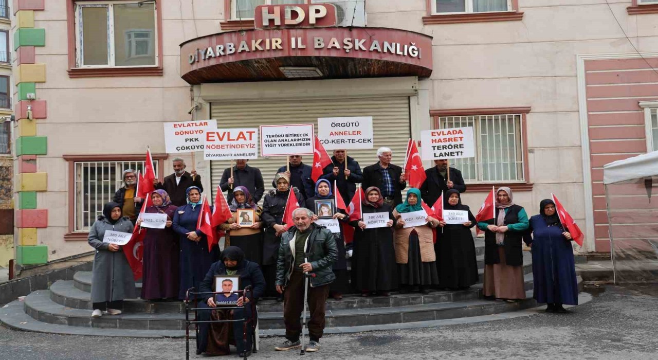 Diyarbakırda evlat nöbetindeki aile sayısı 380e yükseldi
