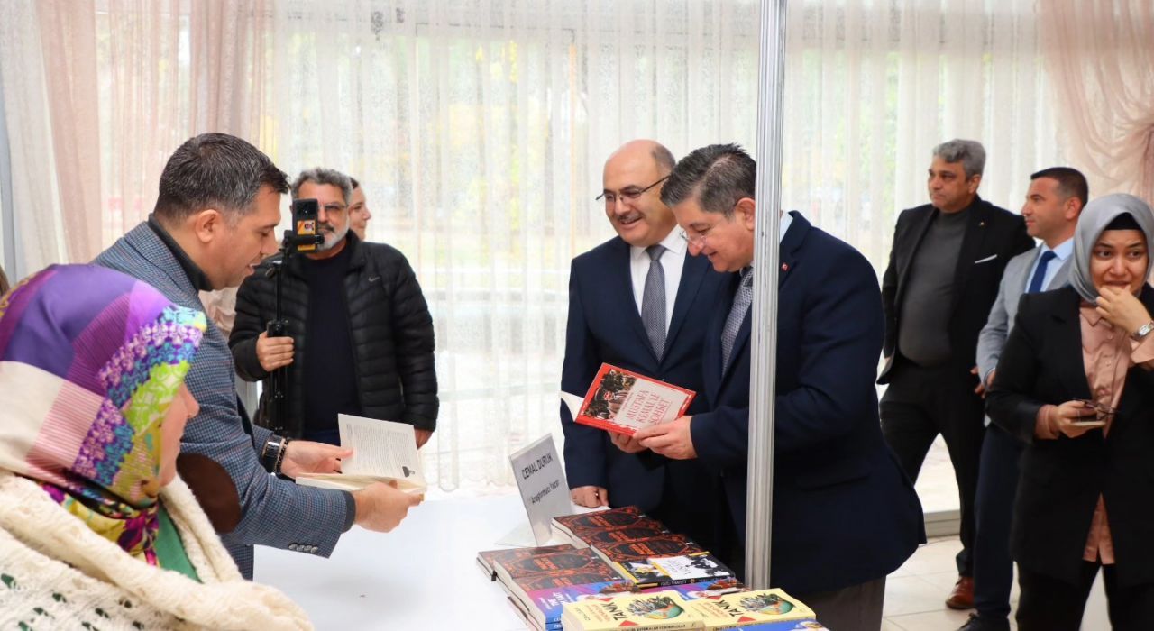 Dörtyol Belediyesi'nden Milli Mücadele'ye Özel 2. Kitap Fuarı