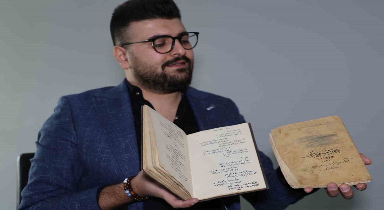 Edebiyat dünyasında önemli keşif: Kayıp el yazması kitaplar 117 yıl sonra müzayedede ortaya çıktı