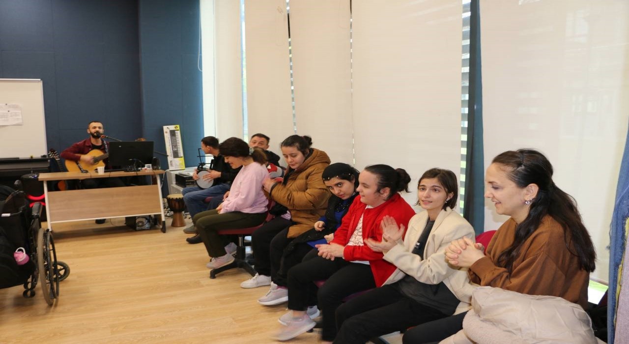 Engelsiz yüreklere eğlence dolu bir gün