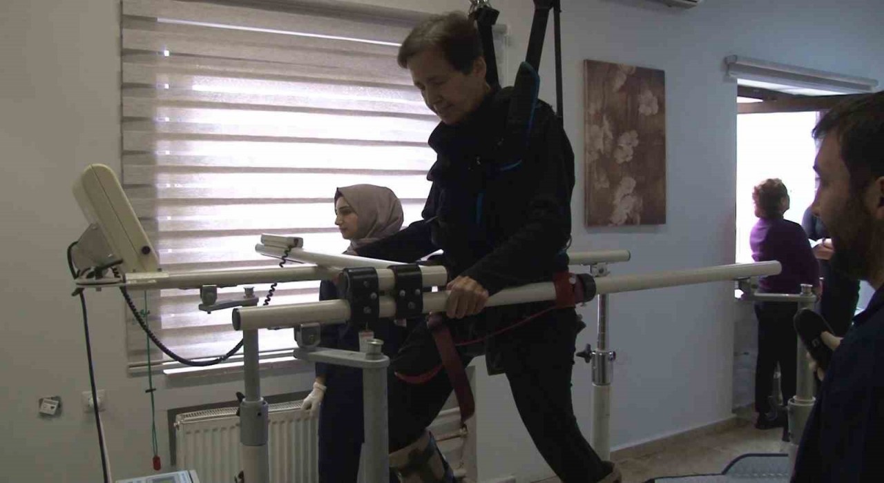 Erenköy Fizik Tedavi Hastanesi Robotik Rehabilitasyon tedavisiyle yılda 2 bin 400 hasta tedavi ediyor