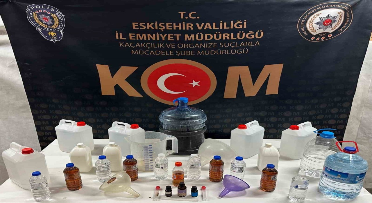 Eskişehirde yeni yıl öncesinde sahte alkol operasyonu