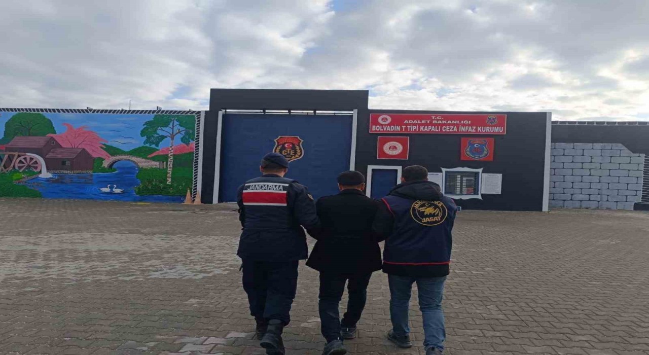 FETÖye üye olmaktan aranan şahsı JASAT yakaladı