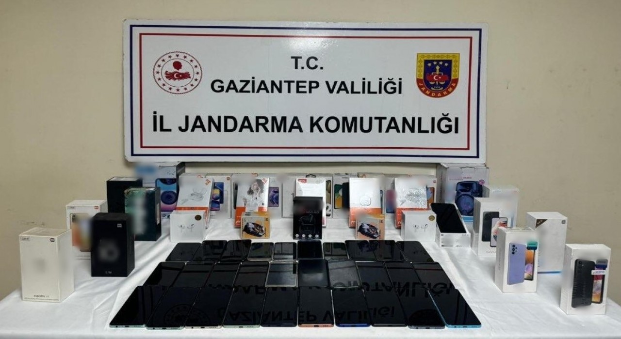Gaziantepte 1 milyon TL değerinde kaçak telefon ele geçirildi